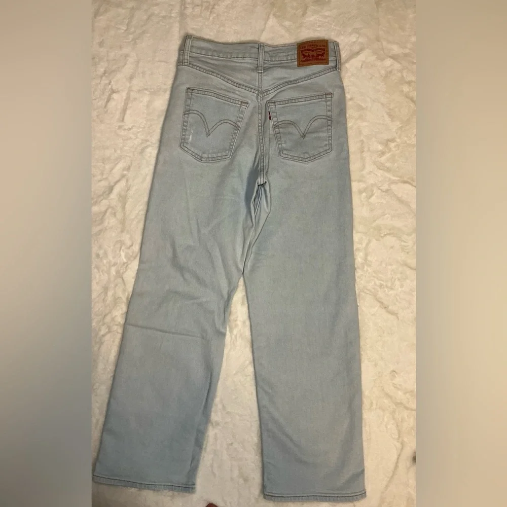 Levi’s Light Blue Distressed Men's Jeans - Picture 9 of 10
